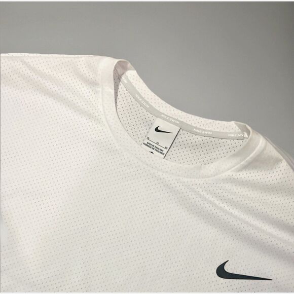 NIKE SWIM Mesh Crop Tank Top Men's S White Tee Urban Outfitters Exclusive NWT - Picture 9 of 10